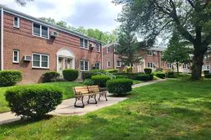224-23 Kingsbury Ave, Oakland Gardens, NY 11364 - Photo 5