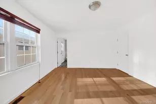 52 Sears Ave, Elmsford, NY 10523 - Photo 25