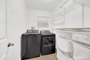 52 Sears Ave, Elmsford, NY 10523 - Photo 9