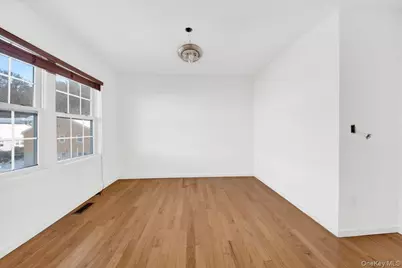 52 Sears Avenue, Elmsford, NY 10523 - Photo 21