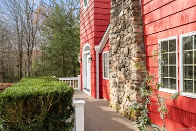 381 West Mountain Road, Ridgefield, CT 06877 - Photo 3