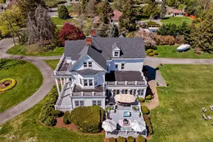 35 S Penataquit Ave, Bay Shore, NY 11706 - Photo 29