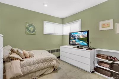 46 Kalda Lane, Plainview, NY 11803 - Photo 29