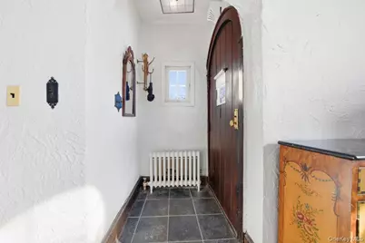 116 Homewood Avenue, Yonkers, NY 10701 - Photo 5