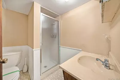 116 Homewood Avenue, Yonkers, NY 10701 - Photo 27