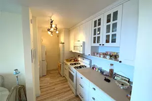 270-10 Grand Central Pkwy, Floral Park, NY 11005 - Photo 7