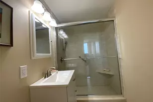 270-10 Grand Central Pkwy, Floral Park, NY 11005 - Photo 15