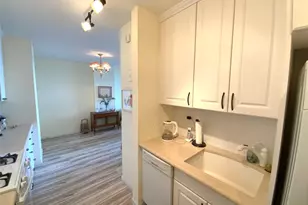 270-10 Grand Central Pkwy, Floral Park, NY 11005 - Photo 9