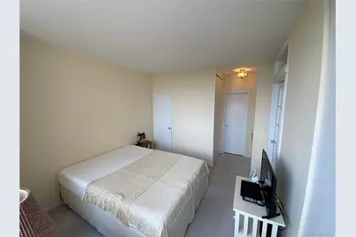 27010 Grand Central Parkway #10X, Floral Park, NY 11005 - Photo 13