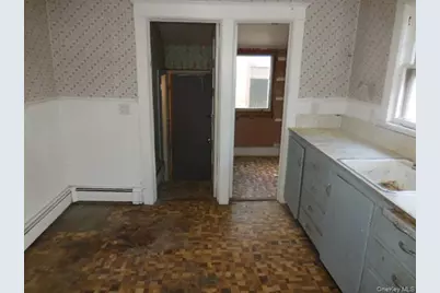 306 Greeley Avenue, Sayville, NY 11782 - Photo 25