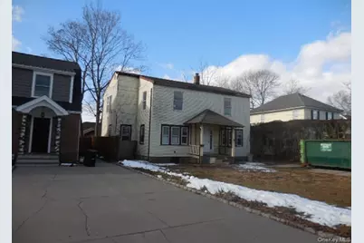 306 Greeley Avenue, Sayville, NY 11782 - Photo 3