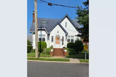 80 Dobson Avenue, Merrick, NY 11566 - Photo 1