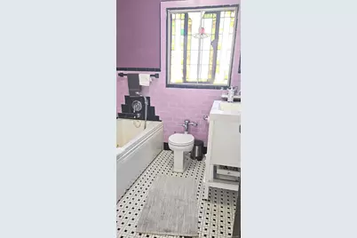 80 Dobson Avenue, Merrick, NY 11566 - Photo 17