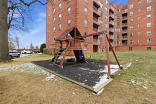 555 Broadway, Hastings on Hudson, NY 10706 - Photo 25