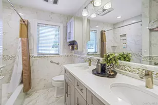 10 Pickwick Ct, Stony Brook, NY 11790 - Photo 27