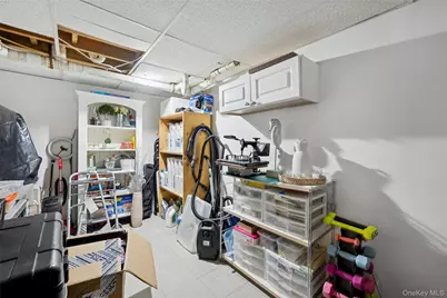 6 Montauk Boulevard, East Hampton, NY 11937 - Photo 23