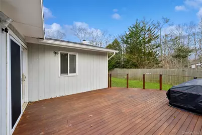 6 Montauk Boulevard, East Hampton, NY 11937 - Photo 27