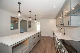 22 Eastover Dr, East Northport, NY 11731 - Photo 13