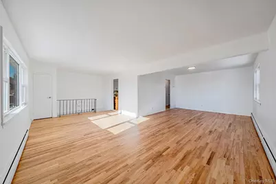 1 Munro Boulevard, Valley Stream, NY 11581 - Photo 17