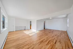 1 Munro Blvd, Valley Stream, NY 11581 - Photo 17