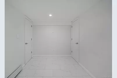 1 Munro Boulevard, Valley Stream, NY 11581 - Photo 35