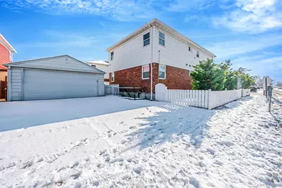 1 Munro Boulevard, Valley Stream, NY 11581 - Photo 5