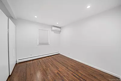 1 Munro Boulevard, Valley Stream, NY 11581 - Photo 23