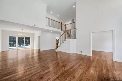 118 Fairway View Drive #118, Commack, NY 11725 - Photo 7