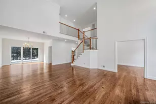 118 Fairway View Dr, Commack, NY 11725 - Photo 7