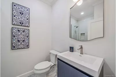 118 Fairway View Drive #118, Commack, NY 11725 - Photo 19