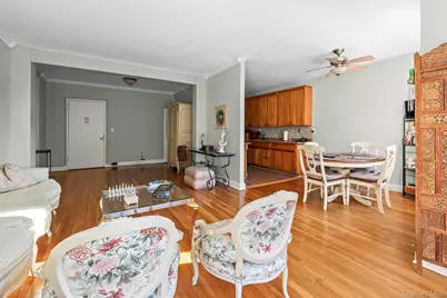 1015 Old Post Road #2H, Mamaroneck, NY 10543 - Photo 5