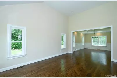 4 Lotto Court, Lake Grove, NY 11755 - Photo 13