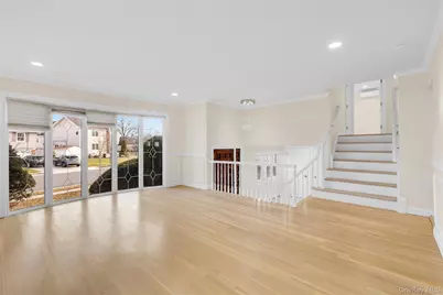 1554 Holiday Park Drive, Wantagh, NY 11793 - Photo 5