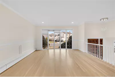 1554 Holiday Park Drive, Wantagh, NY 11793 - Photo 13