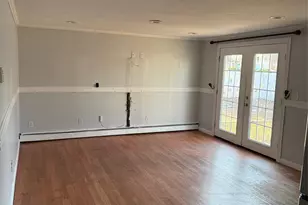 118 Lincoln Ave, Deer Park, NY 11729 - Photo 3