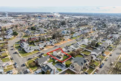 24 Ferndale Drive, Hicksville, NY 11801 - Photo 33