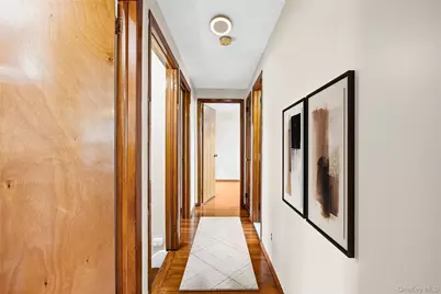 24 Ferndale Drive, Hicksville, NY 11801 - Photo 11