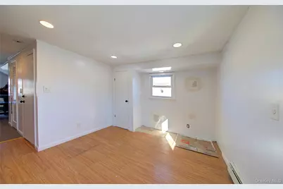 309 Litchfield Avenue, Elmont, NY 11003 - Photo 19