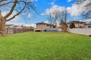 64 Eileen Ave, Plainview, NY 11803 - Photo 25