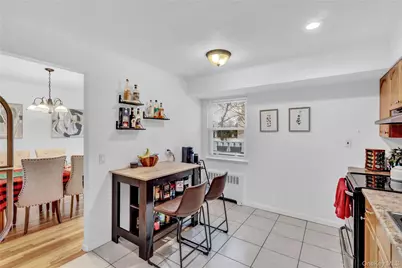 64 Eileen Avenue, Plainview, NY 11803 - Photo 13