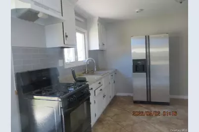 2449 Wallen Lane, North Bellmore, NY 11710 - Photo 13