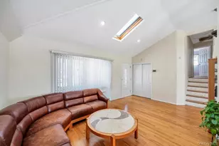 19 Evers St, Hicksville, NY 11801 - Photo 5