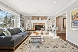 4 Paul Revere Ln, Centerport, NY 11721 - Photo 5