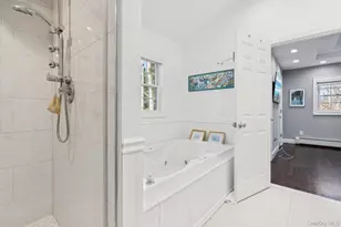 4 Paul Revere Ln, Centerport, NY 11721 - Photo 37