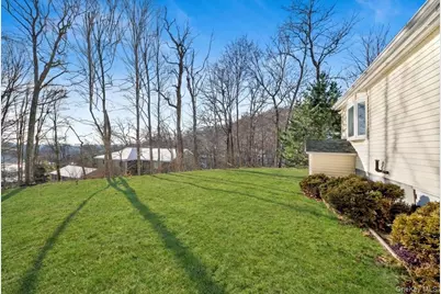 3843 Perry Street, Jefferson Valley, NY 10535 - Photo 31