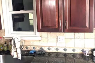 71 Longview Ave, White Plains, NY 10605 - Photo 11