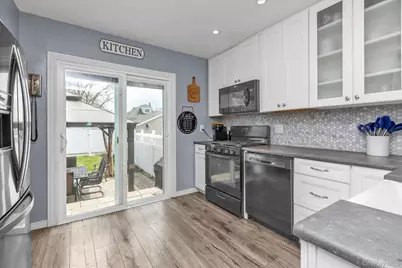 24715 89th Avenue, Bellerose, NY 11426 - Photo 9