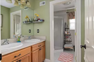 2 Pondside Ct, Mount Sinai, NY 11766 - Photo 21