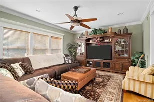 2 Pondside Ct, Mount Sinai, NY 11766 - Photo 9