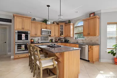 2 Pondside Court, Mount Sinai, NY 11766 - Photo 11